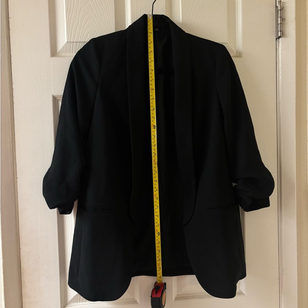 Express Classic Black Women's Blazer - Picture 4 of 5